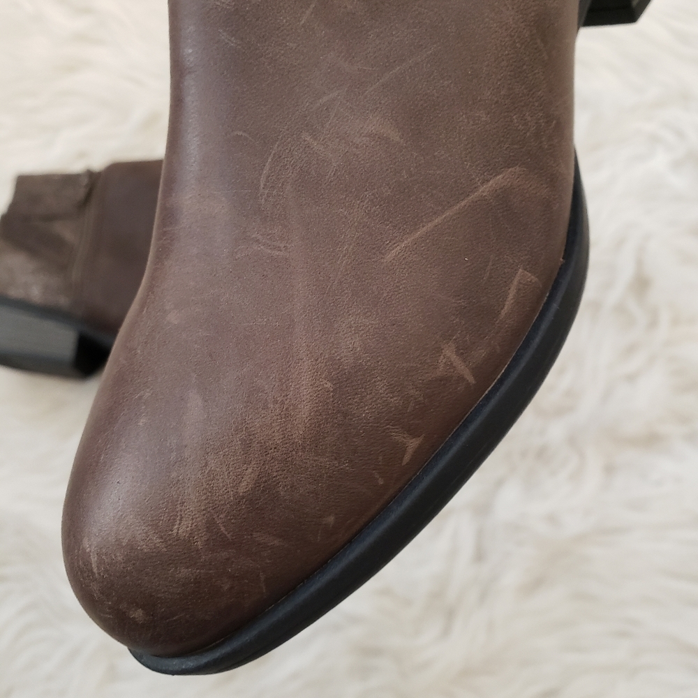 Clarks Addiy Gladys Leather Ankle Boot - Picture 9 of 9